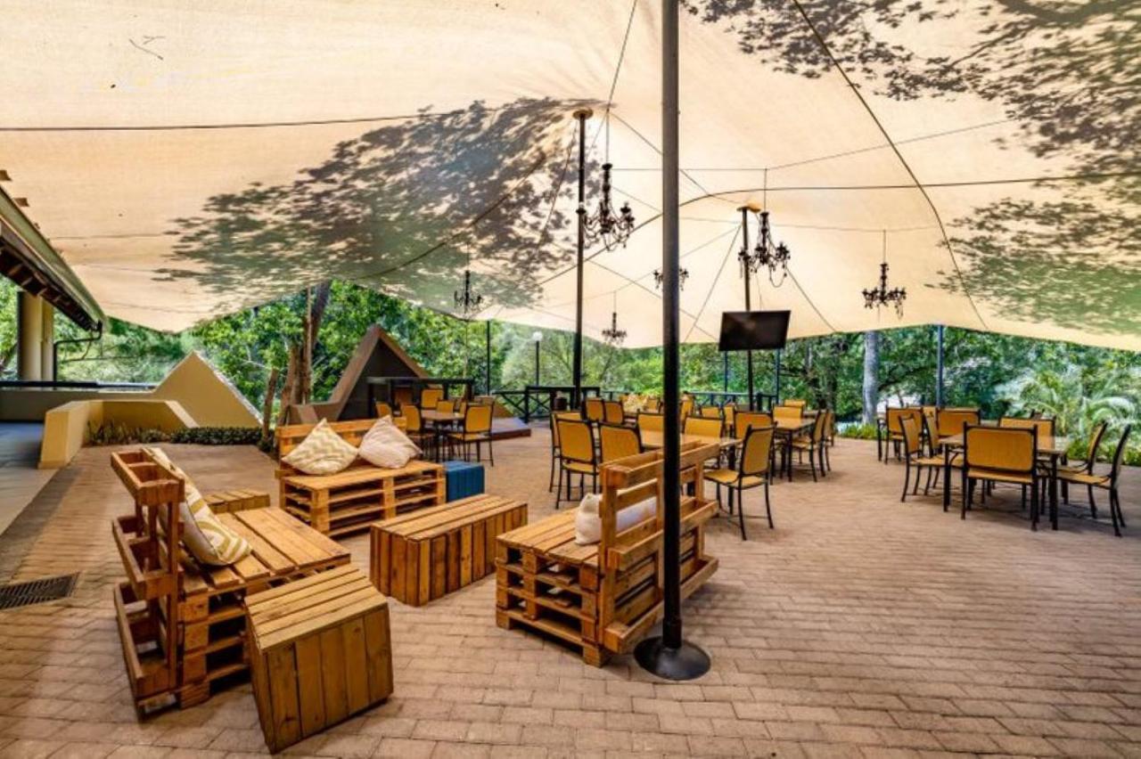 Sanbonani Hotel Hazyview Zewnętrze zdjęcie